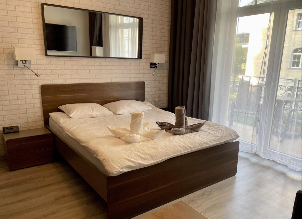 Apartment Gyna - Promenade - Strandnah 斯维诺乌伊希切 外观 照片