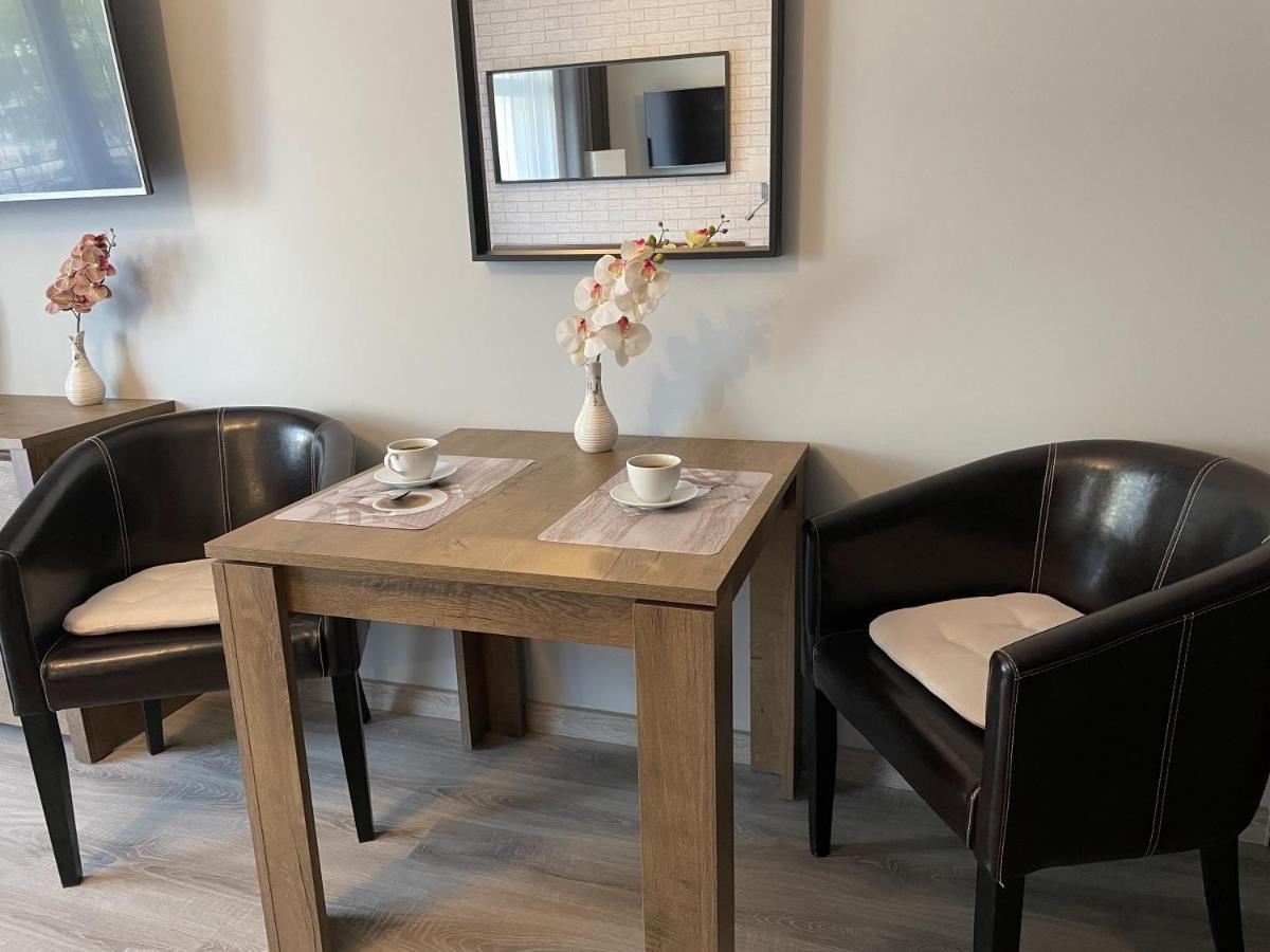 Apartment Gyna - Promenade - Strandnah 斯维诺乌伊希切 外观 照片