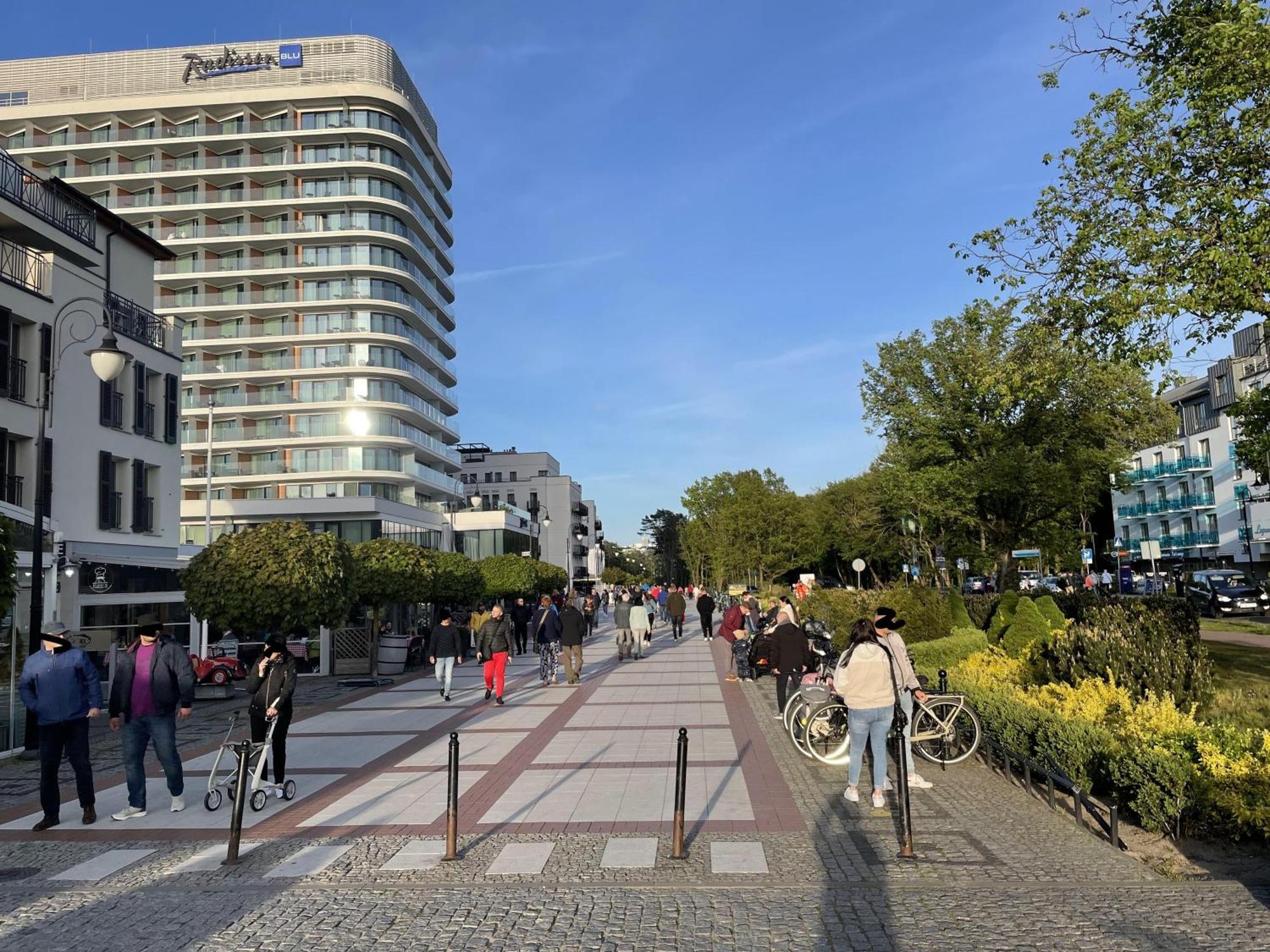 Apartment Gyna - Promenade - Strandnah 斯维诺乌伊希切 外观 照片
